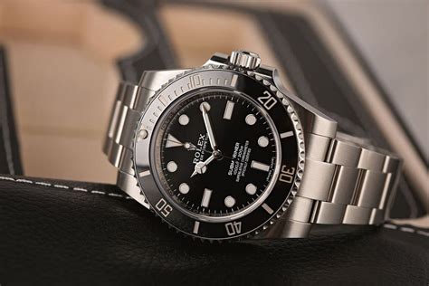 m 114060 rolex peso|rolex submariner 116610.